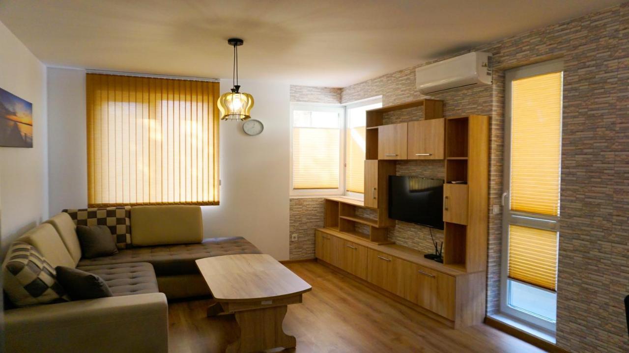 Апартамент Далия - Apartment Dalia Warna Zewnętrze zdjęcie